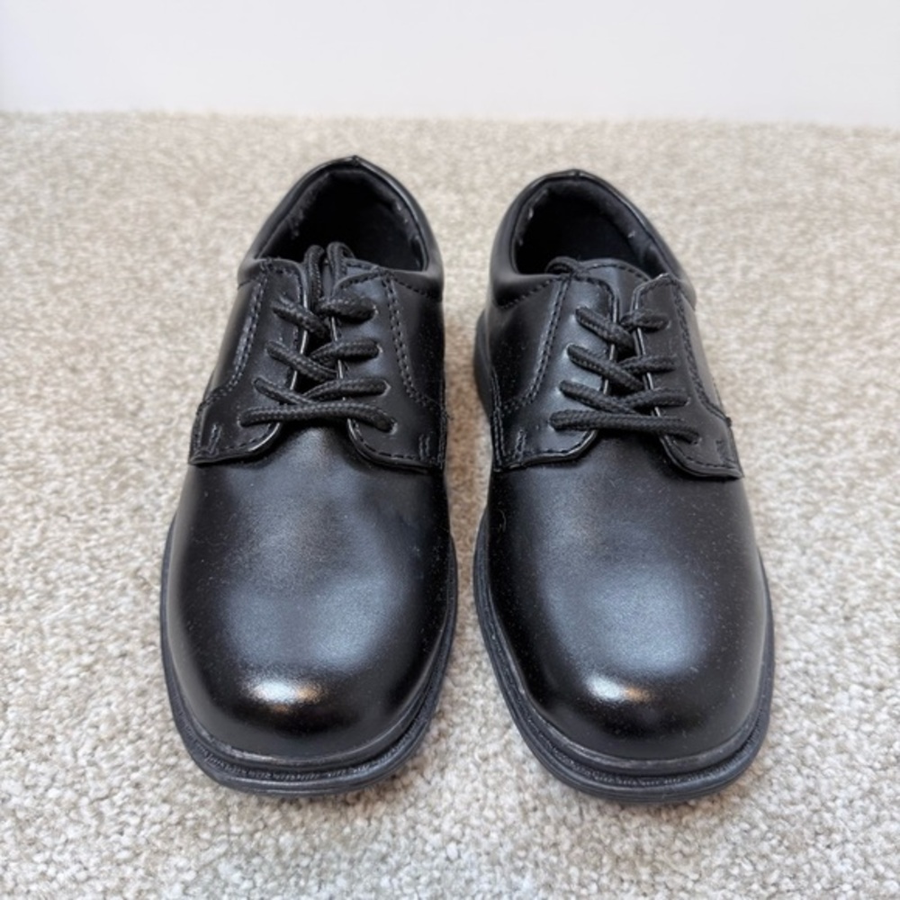 Stacy Adams boys size 9M black lace up dress shoes